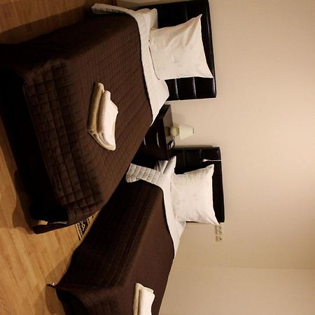 Vidu Guest House Utena Ngoại thất bức ảnh